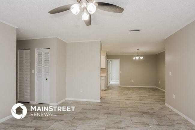 Photo - 1552 Foxridge Run SW