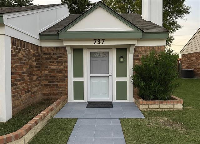 Building Photo - 737 Denmark Dr Rental