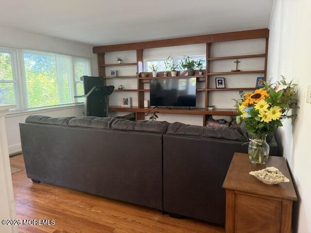 Photo - 1608 Bay Ave