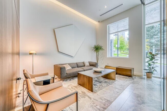 Photo - 620 Cardero St