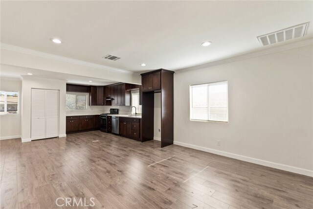 Building Photo - 136 N Rampart Blvd Rental