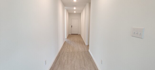 Photo - 4812 Sagerun Dr