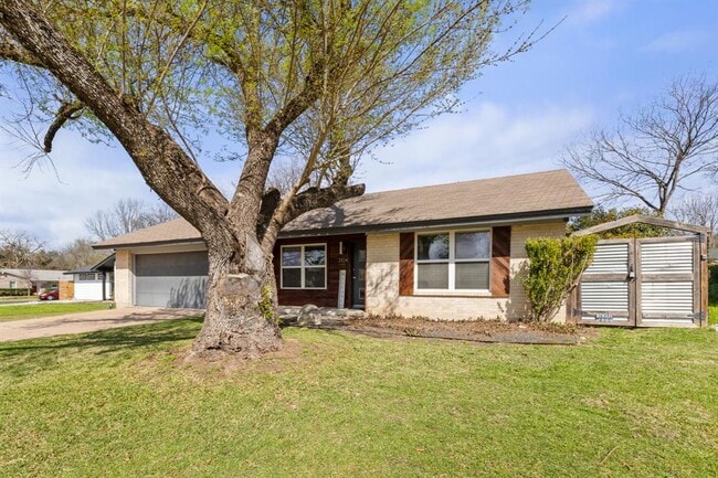 Photo - 3104 Candlelight Ct