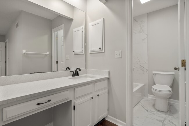 Photo - 2236 Sunleaf Ct