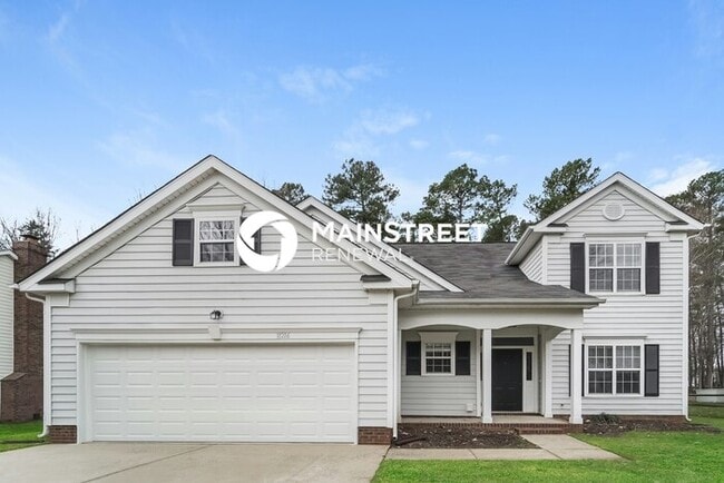 Photo - 3 Bedroom Pet-Friendly Home in Charlotte, NC with Main Street Renewal