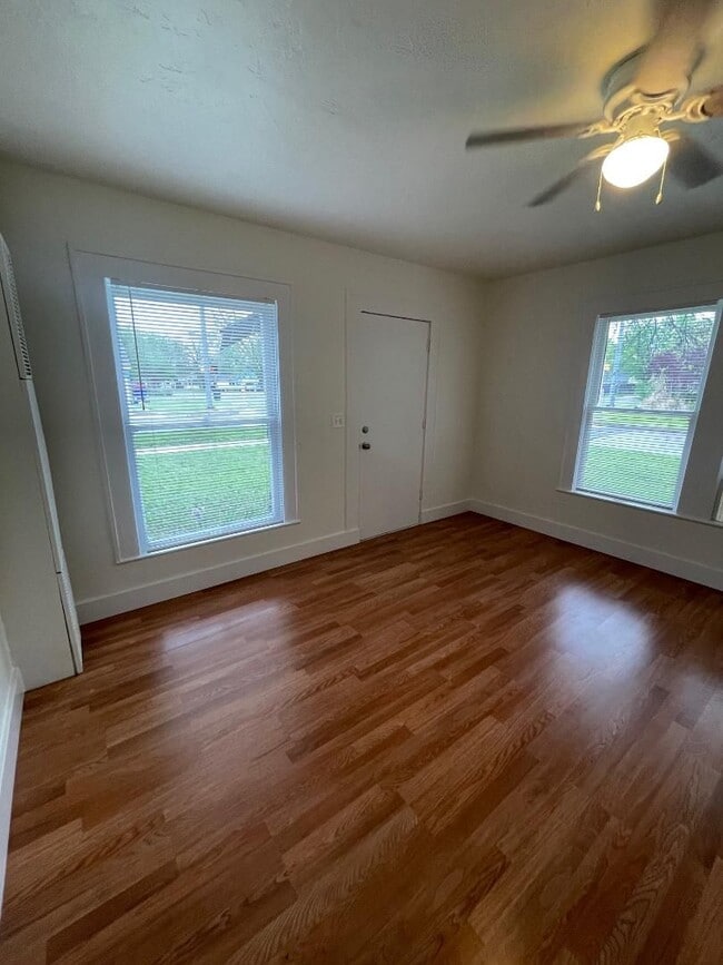 Photo - 1 BED 1 BATH DUPLEX FOR LEASE AVAILABLE July 1!
