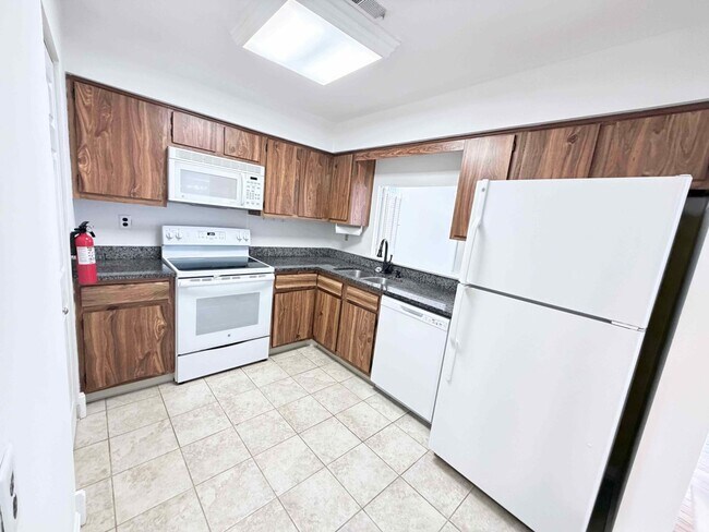 Photo - 2BR MORGANDALE CONDO AVAIL. IMMED!!