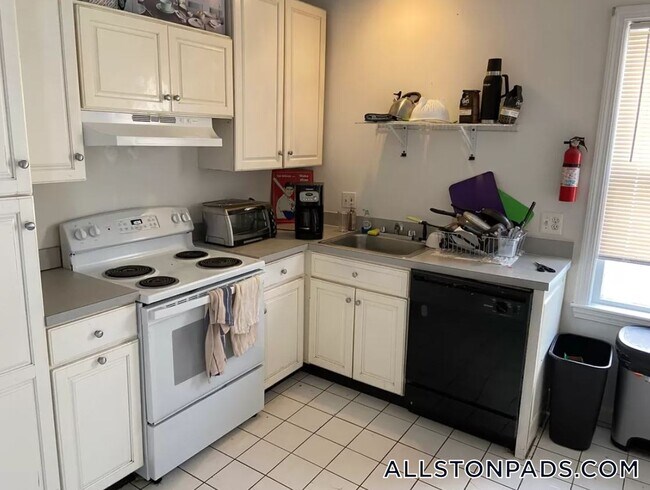 Photo - 26 Haskell St Unit 3