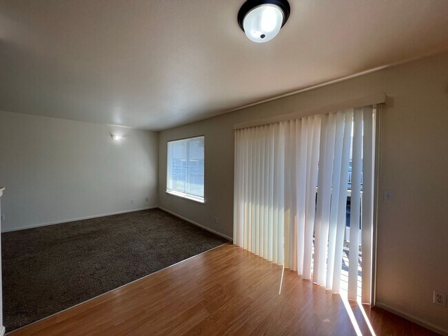 1622 W Broadway Unit 1626br