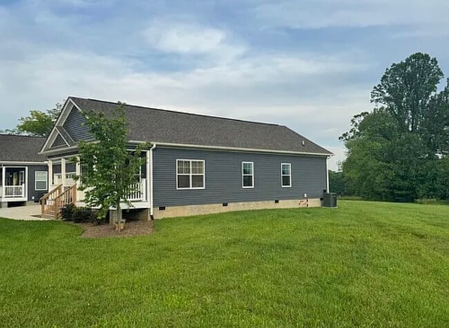 Photo - 2095 Orchard Rd