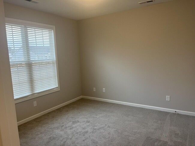 Photo - 2008 Briarwood Dr