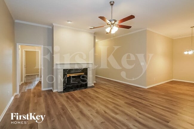 Photo - 339 Bayhill Dr