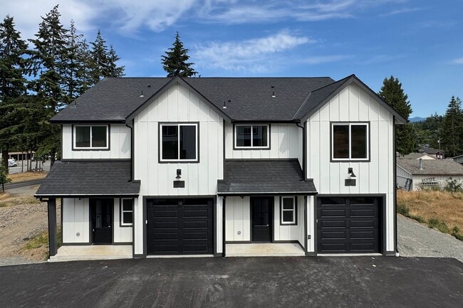 Photo - 1106 W Lauridsen Blvd