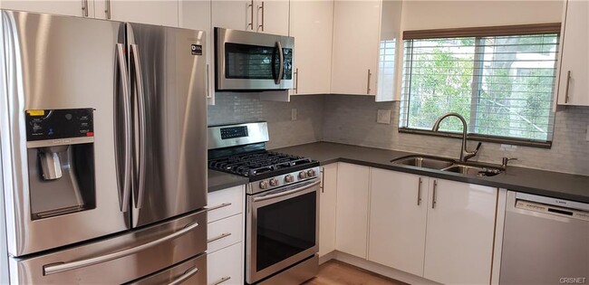 KITCHEN - 5570 El Canon Ave House