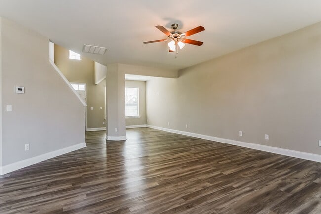 Photo - 42 Cordova St