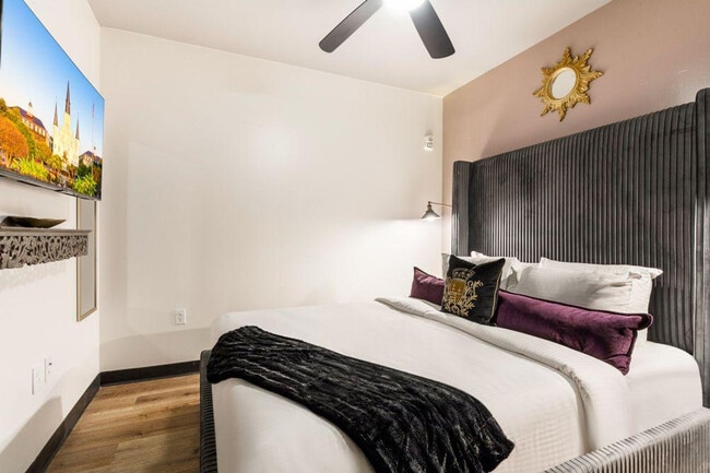 Photo - 611 Commerce St Apartment Unit ID1267084P