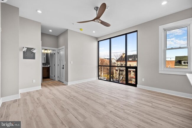 Photo - 400 S Conkling St Unit 3