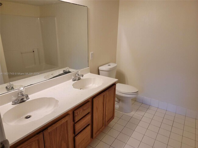 Photo - 9907 Westwood Dr Unit 15-2