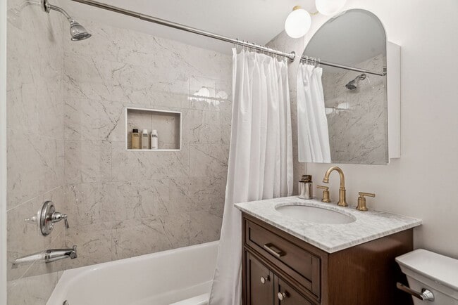 Photo - Way Rittenhouse