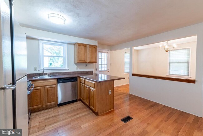 Photo - 12136 Bentridge Pl