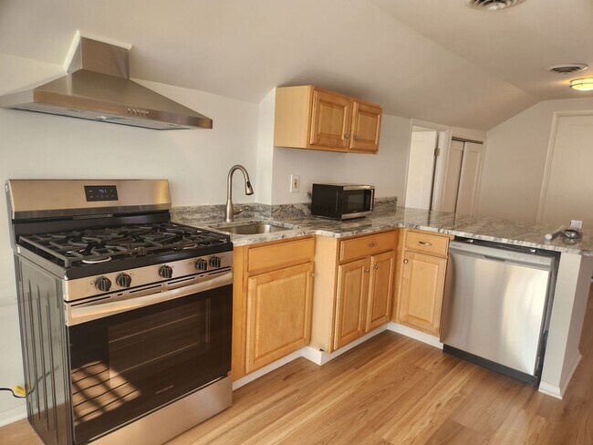 Photo - 809 Bay Ridge Ave Unidad 3