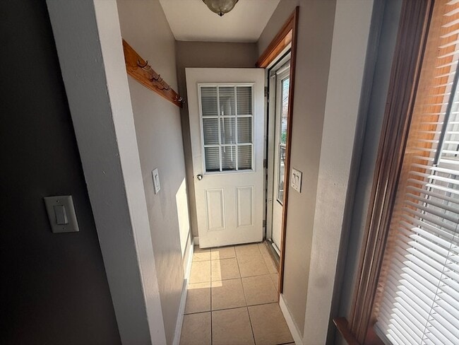 Photo - 406-408-408 Court St Unit 406