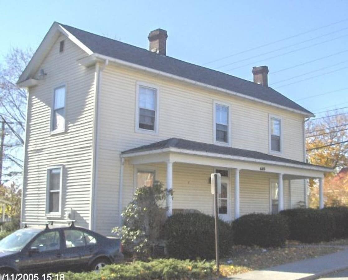 4 Bedroom 2 Bath House - 4 Bedroom 2 Bath House