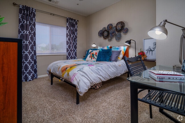 2BR, 2BA - 960SF Bedroom 1