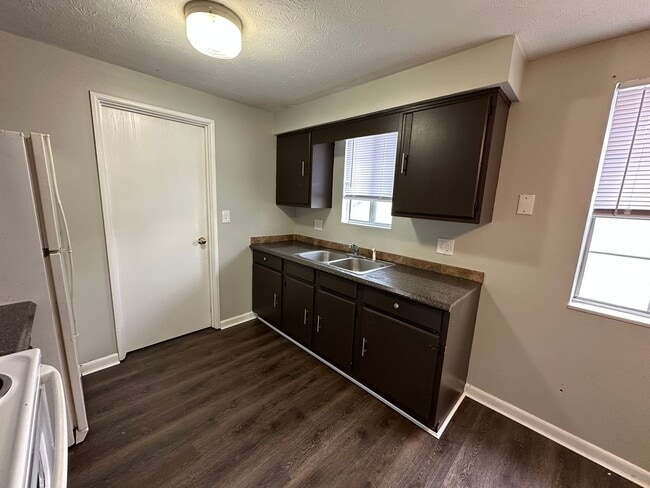 Photo - 115 Westminster Ave Unidad 117