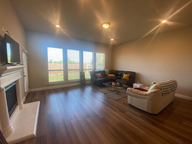 Photo - 1317 Mustang Brook Ln