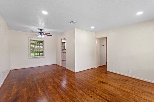 Photo - 6714 Langdon Ln