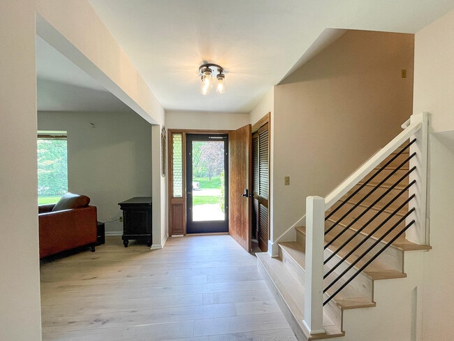 Photo - 6211 Fisher Ln