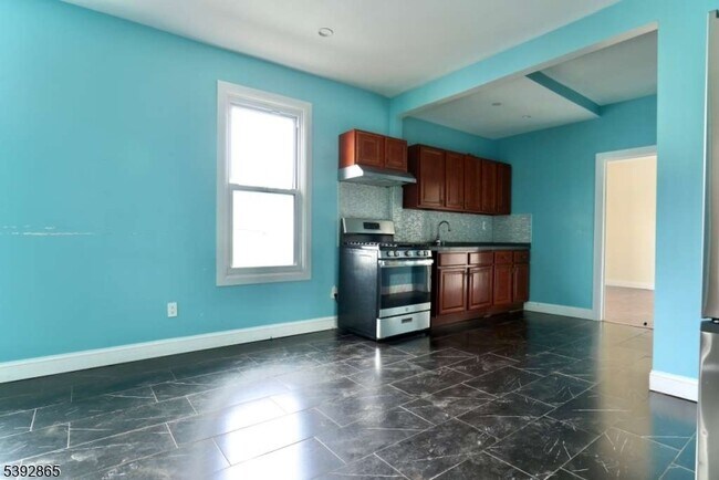 Photo - 255 Magnolia Ave