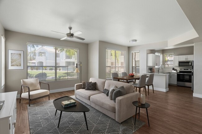 Lumiere Chandler - Sala de estar renovada - Lumiere Chandler