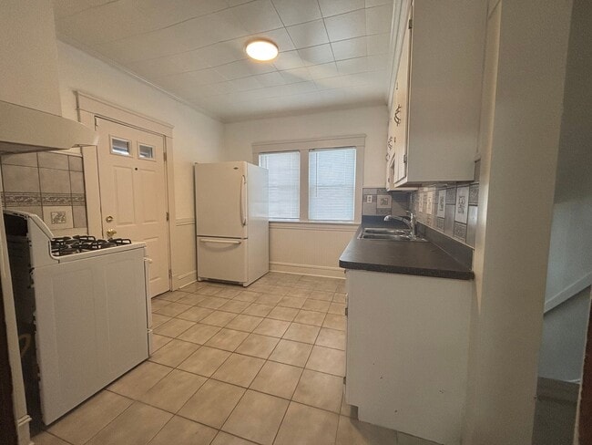 Photo - Spacious Single Family Home with Central Air