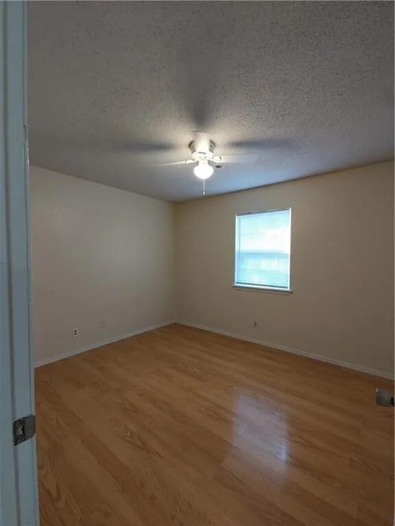 Photo - 1909 Sycamore Pl