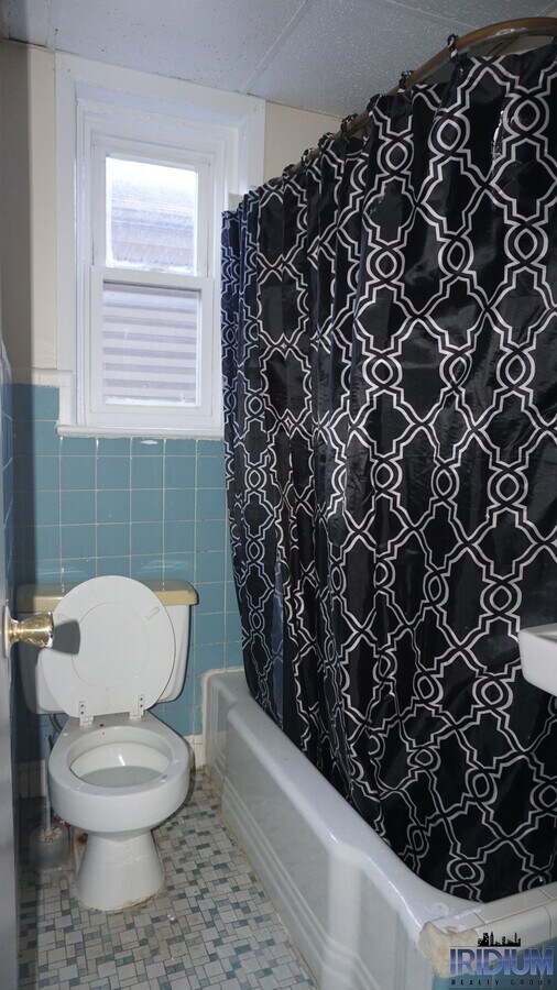 Photo - 689 Sanford Ave Unidad 201