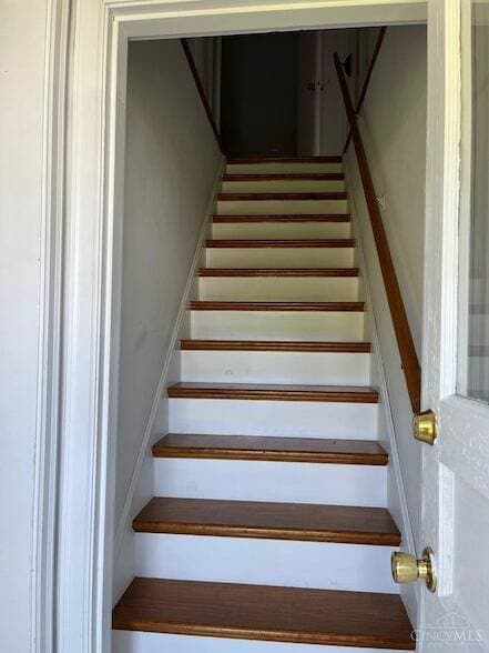 Photo - 10883 Reading Rd