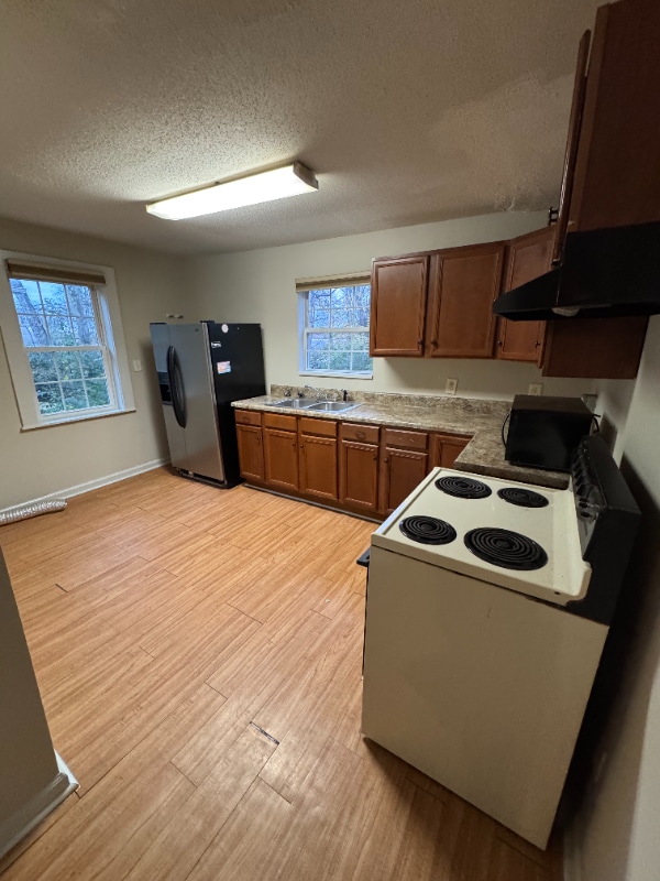 Photo - 426 Maple St