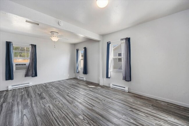 Photo - 270 Quincy St