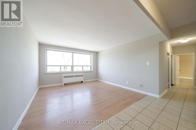 Photo - 468 Ottawa St N Unité 419B