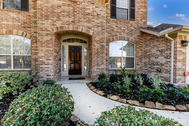 28223 Daystrom Ln