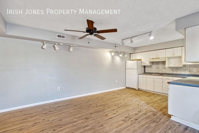 Photo - 1819 Pine-Apt 5 Unit Apt 5