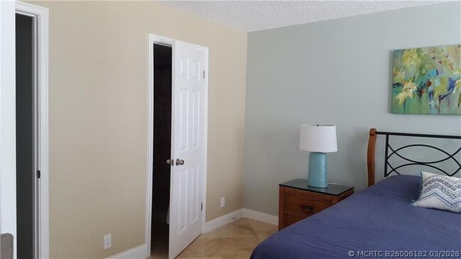 3221 S Ocean Blvd Unidad 205