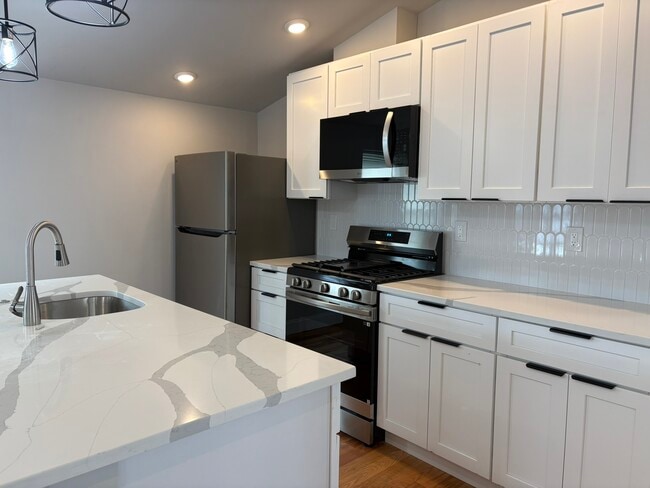 Photo - 254 Salem St Unit 2