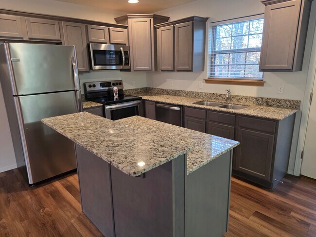 Photo - 268 S Rolling Woods Way