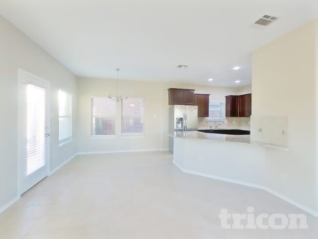 Photo - 8928 Deadwood Ln