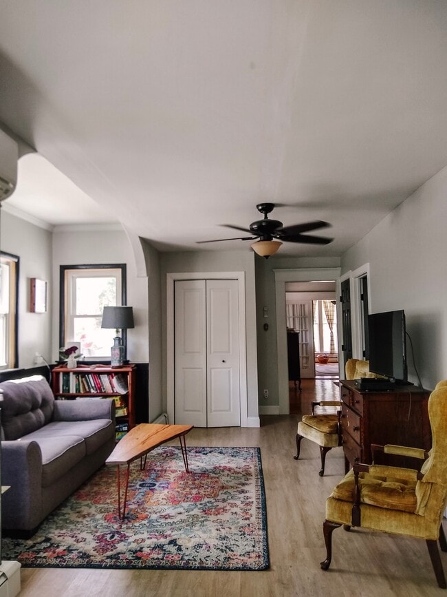 Photo - 567 Main St Unit 1