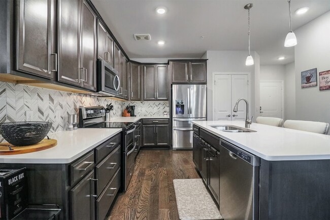 Photo - 1735 Wittington Pl Unit 2402