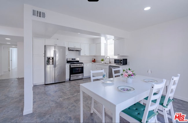 Photo - 1017 S Bedford St Unit 2Z